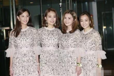 卓伟爆料阿娇结婚视频播放,阿娇甜蜜婚礼视频曝光，甜蜜瞬间引网友热议  第3张